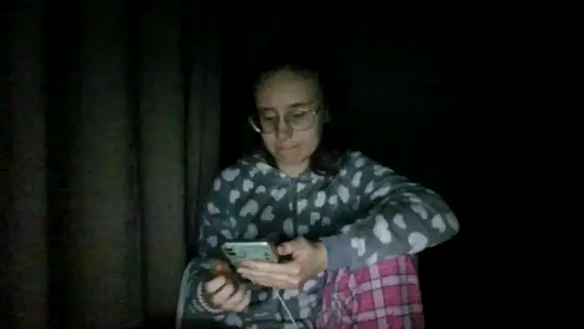 LuckySLove online show from February 24, 2026, 5:44 pm