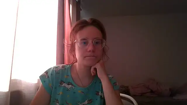 Snapshot of LuckySLove chatting on July 9, 2026, 4:55 pm LuckySLove online show from July 9, 2026, 4:55 pm