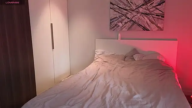 Miraa Belle online show from October 25, 2025, 12:56 pm