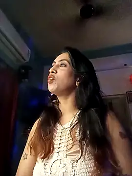 Darling Annie online show from November 25, 2025, 6:30 pm