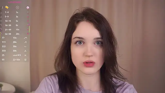 AundreaMarsell online show from October 28, 2025, 4:38 am