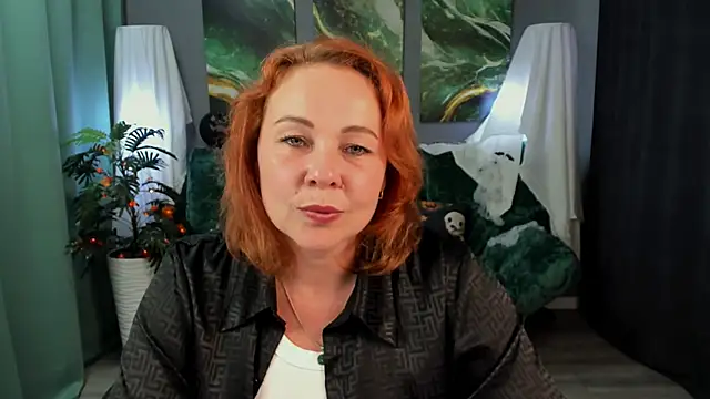 Snapshot of NataliKaminski chatting on October 15, 2025, 12:27 pm NataliKaminski online show from October 15, 2025, 12:27 pm