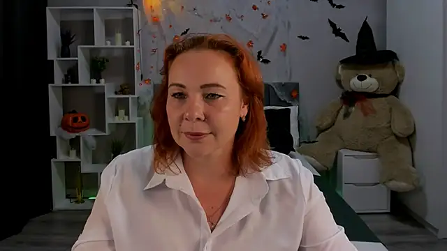 Snapshot of NataliKaminski chatting on October 27, 2025, 12:20 pm NataliKaminski online show from October 27, 2025, 12:20 pm