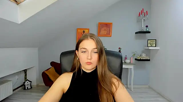 AnneWilsonn online show from November 7, 2025, 12:05 pm