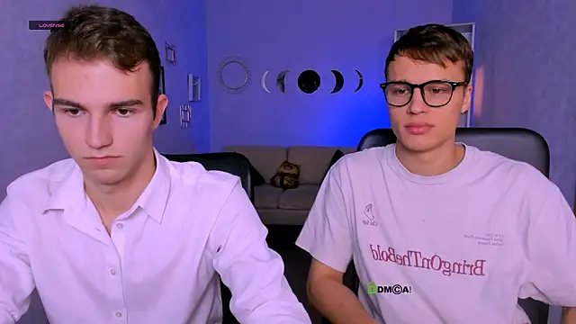 Snapshot of astren_villo chatting on November 7, 2025, 8:20 pm astren villo online show from November 7, 2025, 8:20 pm