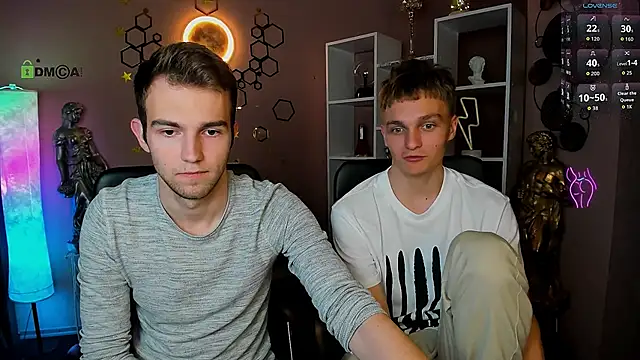 astren villo online show from April 3, 2026, 3:04 am