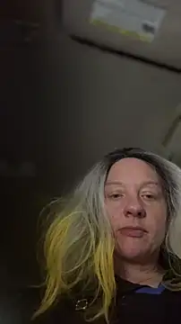 queenkelly1234 online show from January 18, 2026, 4:27 am