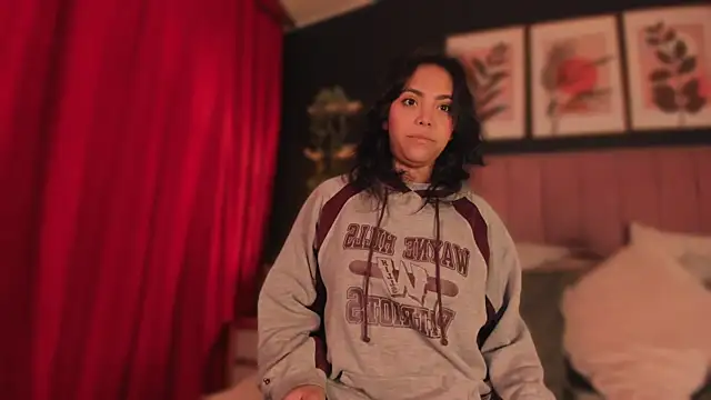 Samanthadela online show from November 4, 2025, 5:28 am