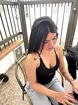 PamelaJonsom  online show from November 25, 2025, 2:28 pm