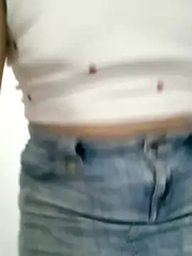 Snapshot of La-Gatiita-trans chatting on October 16, 2025, 2:34 am La-Gatiita-trans online show from October 16, 2025, 2:34 am