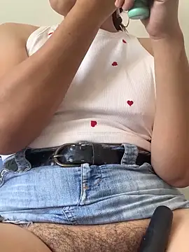 Snapshot of La-Gatiita-trans chatting on October 21, 2025, 4:19 pm La-Gatiita-trans online show from October 21, 2025, 4:19 pm