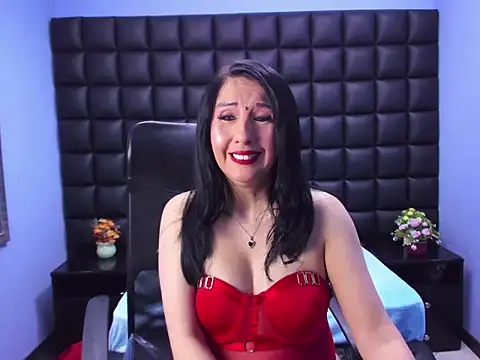 Snapshot of Agatha_Leon_ chatting on November 6, 2025, 12:06 pm Agatha Leon online show from November 6, 2025, 12:06 pm