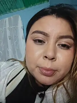 EliaStone05 online show from December 20, 2025, 5:03 am