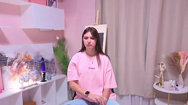 Snapshot of AnneNarain chatting on October 25, 2025, 7:19 pm AnneNarain online show from October 25, 2025, 7:19 pm