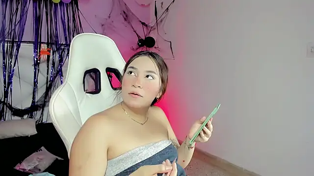 Yankeeandisa online show from October 22, 2025, 3:18 am