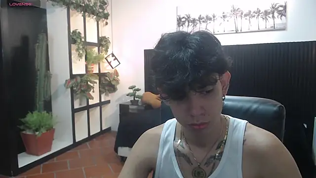 jeander186 online show from October 25, 2025, 1:07 pm