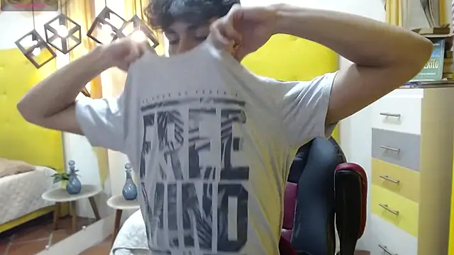 jeander186 online show from October 27, 2025, 3:49 pm