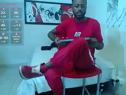 BenhtenBlack25 online show from October 15, 2025, 9:04 pm