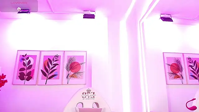 Elisce cloudd online show from October 23, 2025, 12:37 pm