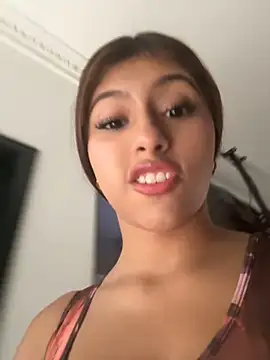 Snapshot of dafne17_ chatting on May 21, 2026, 12:56 pm dafne17 online show from May 21, 2026, 12:56 pm