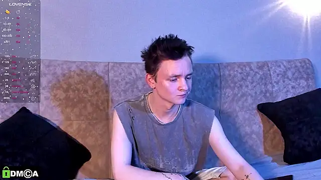 Snapshot of Logan_mett chatting on November 6, 2025, 11:04 pm Logan mett online show from November 6, 2025, 11:04 pm