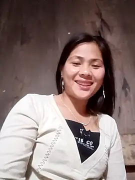 Lyssa-a online show from April 1, 2026, 3:09 pm