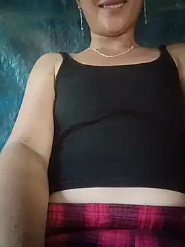 Snapshot of Lyssa-a chatting on June 23, 2026, 6:44 am Lyssa-a online show from June 23, 2026, 6:44 am