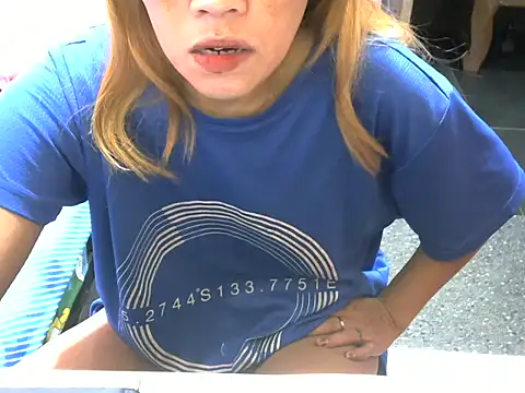 CockBiter83 online show from November 3, 2025, 8:32 pm