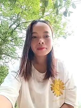 Nguyet2k4 online show from April 13, 2026, 11:10 pm