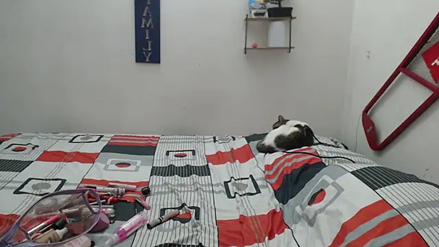 Snapshot of Lya_Hall_ chatting on February 19, 2026, 8:27 pm Lya Hall online show from February 19, 2026, 8:27 pm