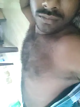 Snapshot of Vickyins480000 chatting on October 18, 2025, 1:19 am Vickyins480000 online show from October 18, 2025, 1:19 am