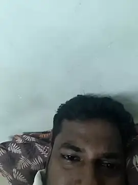 Snapshot of Vickyins480000 chatting on October 21, 2025, 3:35 pm Vickyins480000 online show from October 21, 2025, 3:35 pm