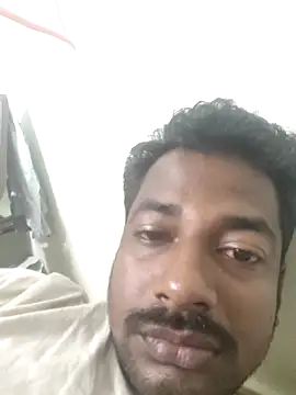 Snapshot of Vickyins480000 chatting on December 4, 2025, 12:31 am Vickyins480000 online show from December 4, 2025, 12:31 am