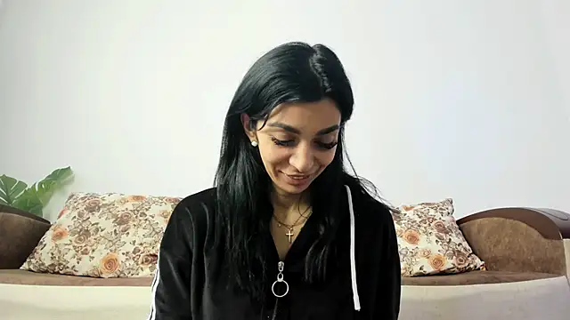 ReneeVoss online show from April 14, 2026, 9:48 am