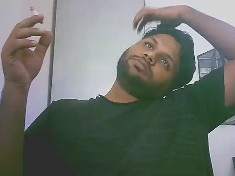 Akki19989 online show from November 19, 2025, 10:32 pm