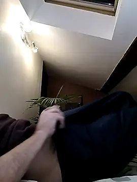 Snapshot of nicolaspgarnier chatting on November 28, 2025, 5:26 pm nicolaspgarnier online show from November 28, 2025, 5:26 pm