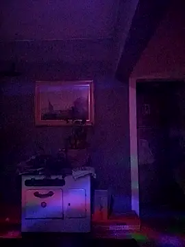 Nicolle Amor online show from January 9, 2026, 4:37 am