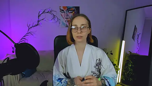 evalora vei online show from October 18, 2025, 12:17 pm