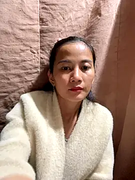 Miss-World00 online show from November 2, 2025, 12:40 pm