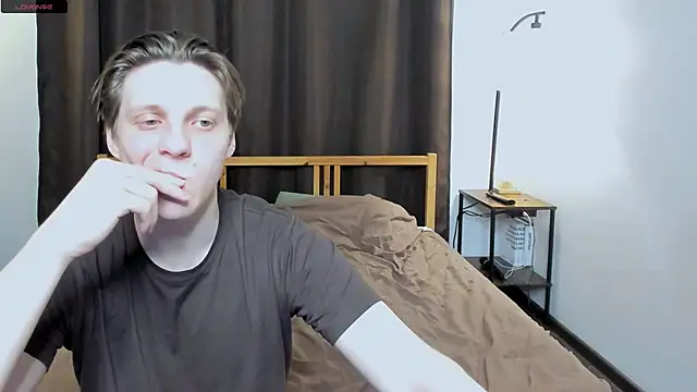 Blossomandbee online show from January 9, 2026, 12:24 am