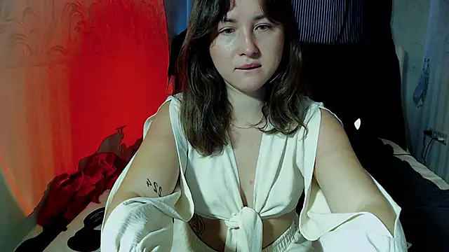 Vivi  Nova online show from October 29, 2025, 7:32 am