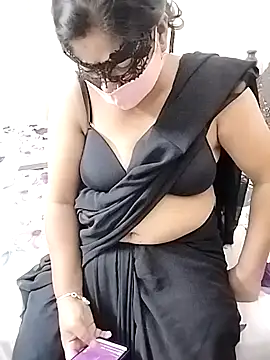 Hot Boude online show from October 17, 2025, 2:41 pm