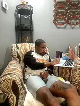 bbcxasmr online show from November 18, 2025, 1:33 am