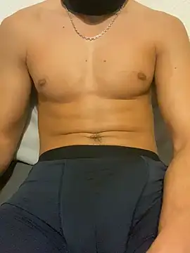 Snapshot of Rebeudeter_ chatting on December 22, 2025, 11:13 pm Rebeudeter online show from December 22, 2025, 11:13 pm