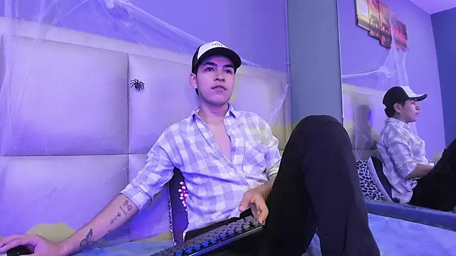 Jhonny saenz online show from October 31, 2025, 2:07 pm