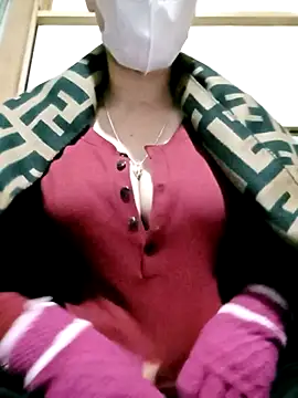 Snapshot of Katy68 chatting on November 20, 2025, 1:44 pm Katy68 online show from November 20, 2025, 1:44 pm