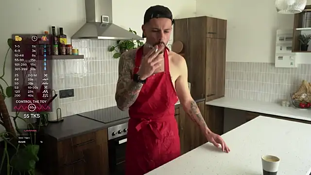 monsieurguitsxxx online show from April 19, 2026, 12:48 pm