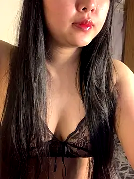 Aimee milk online show from December 3, 2025, 2:26 pm