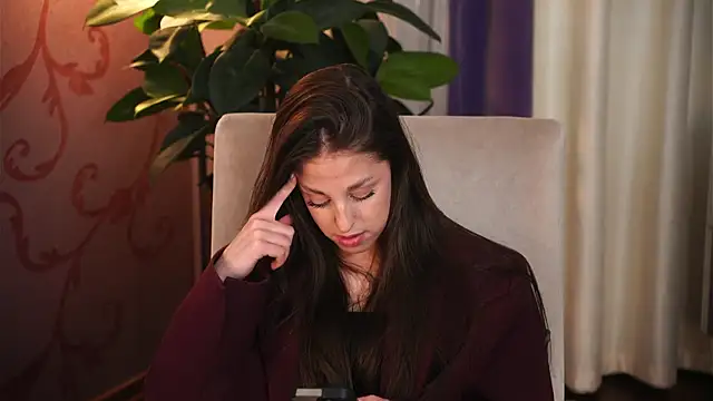 JohannaCharlon online show from October 15, 2025, 12:27 pm