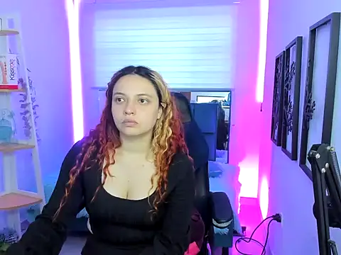 Nixy Fresa online show from October 21, 2025, 11:33 am